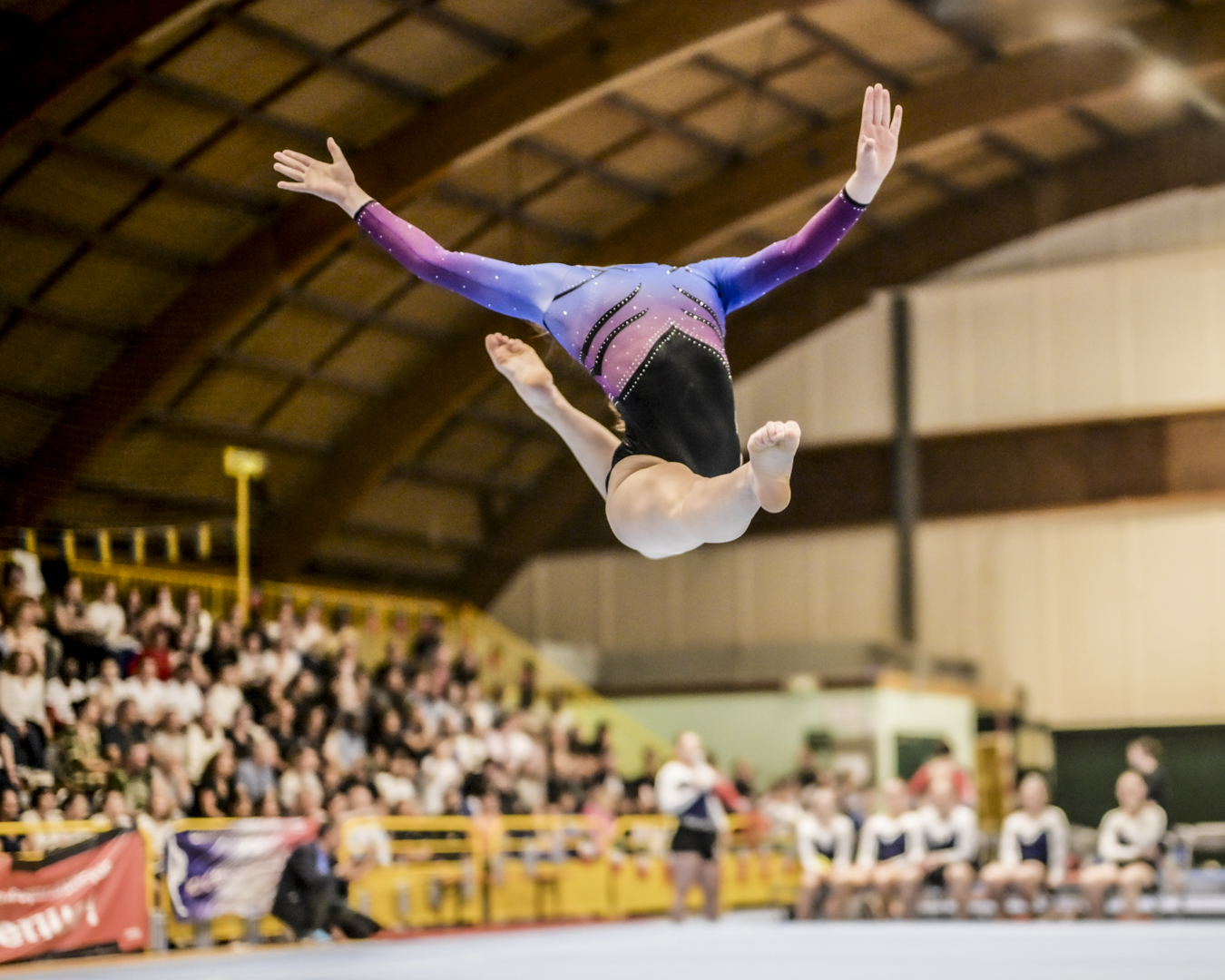 Gymnaste sans tête championnat de France à Bagneux